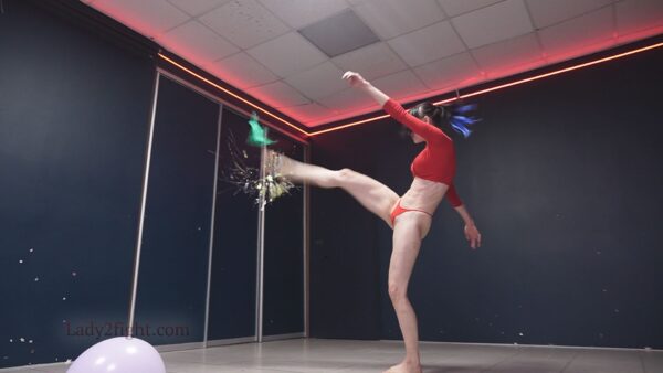 The Gauntlet - Image 22