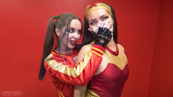 Bound Justice: Wonder Woman vs Harley Quinn - Image 9
