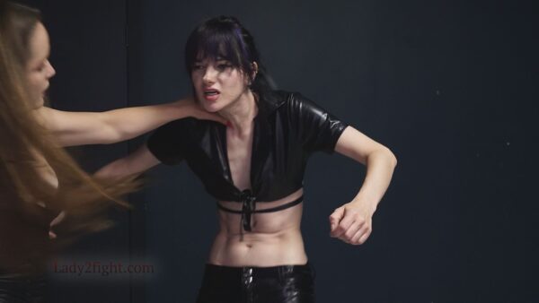 Supercop Carmen Stops A Prison Break - Image 23